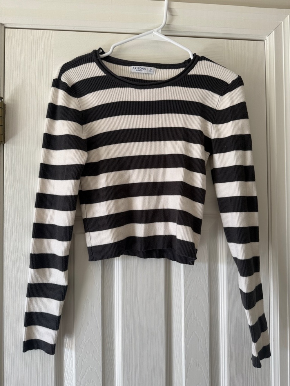Arizona Jean Company Black and White Striped Long Sleeve Tee